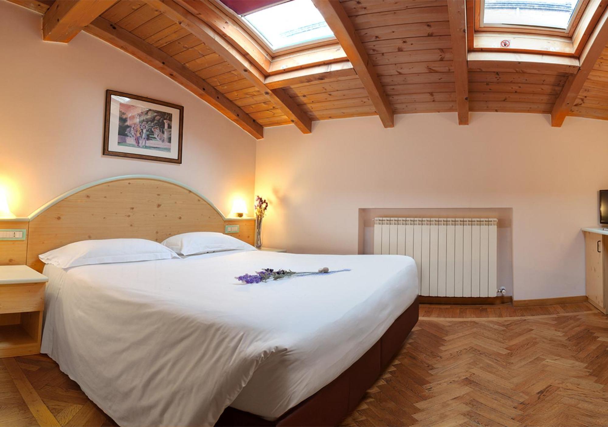 Hotel Touring Ferrara Værelse billede